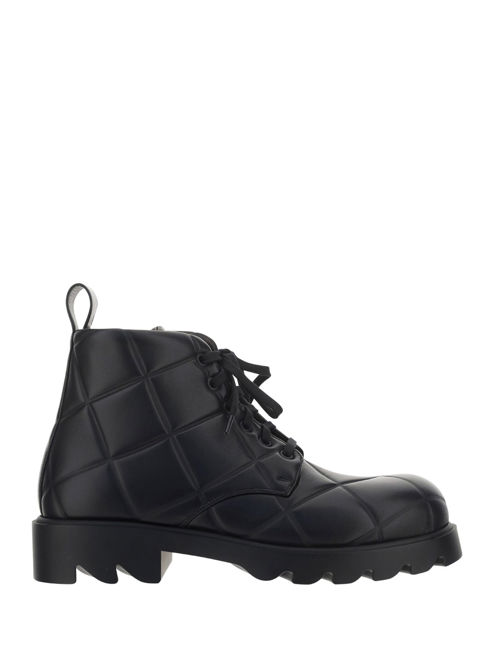 【関税込み】BOTTEGA VENETA STRUT SMOOTH LEATHER ANKLE BOOTS Bottega Veneta Strut Ankle Boot | italist