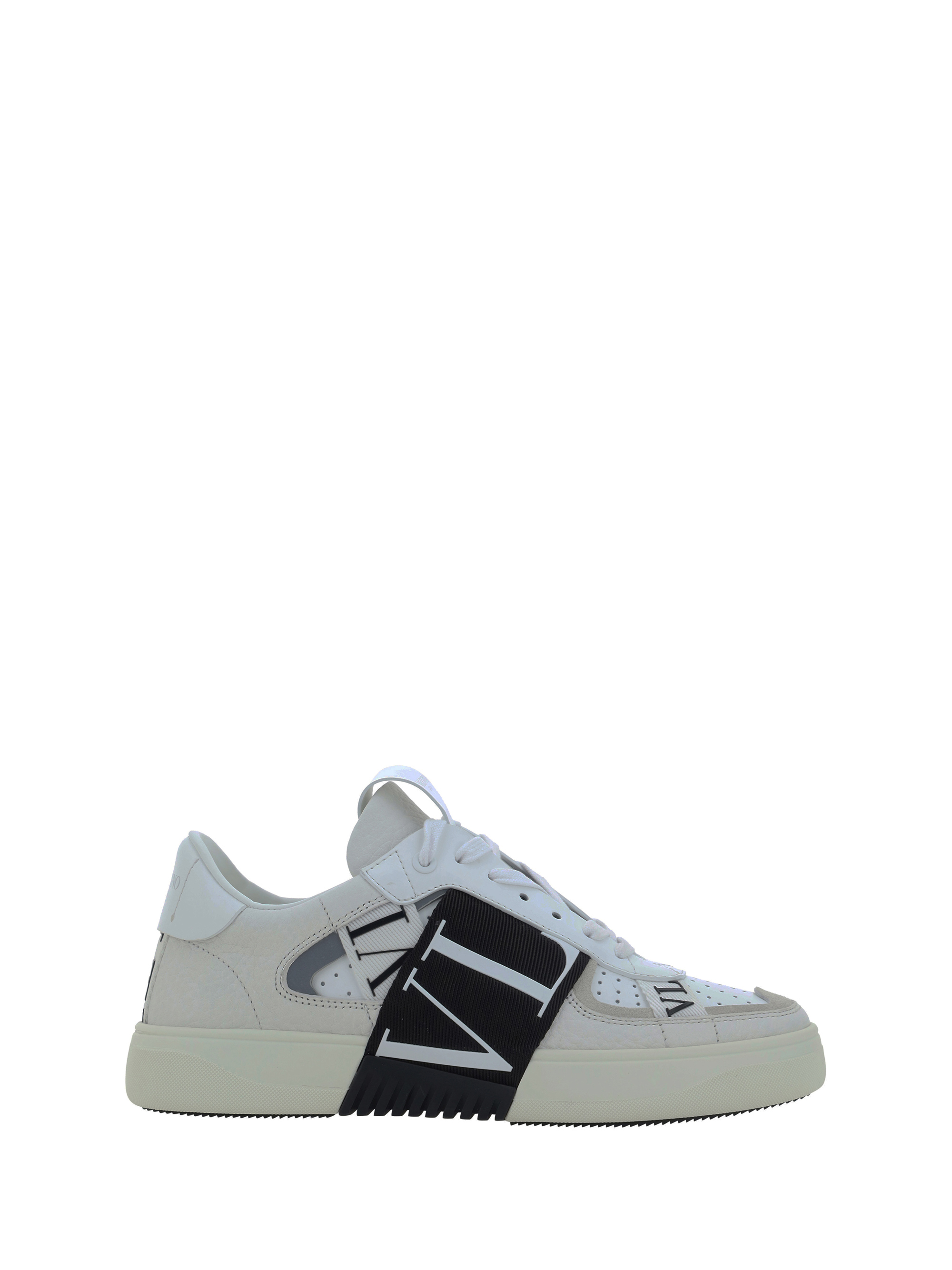 Shop Valentino Garavani Vl7n Sneakers In Bianco/nero-bia/bia/ghiaccio/bia-ne