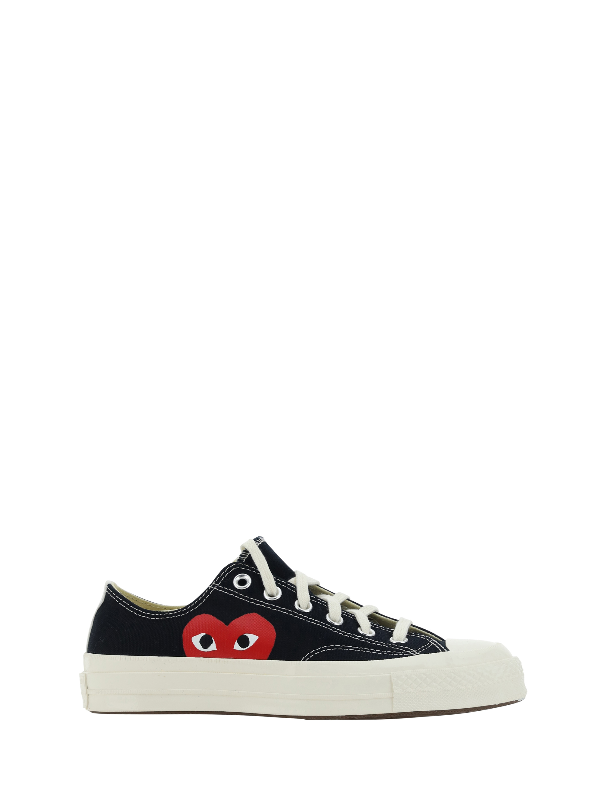 Comme Des Garçons Play Chuck Taylor Low-top Trainers In Black