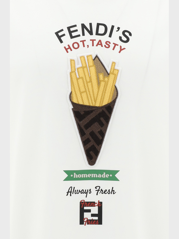 T-Shirt with fries