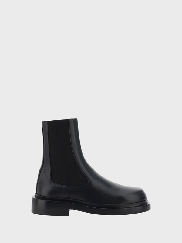 Chelsea Boots