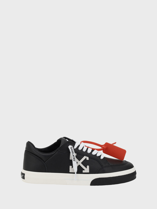 New Low Vulcanized Sneakers