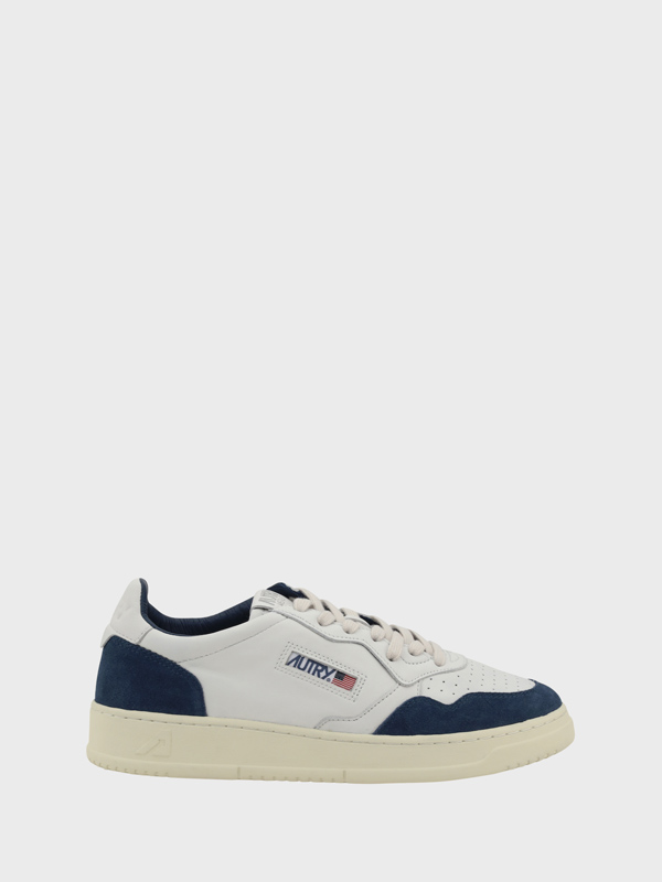 Medalist Low Sneakers