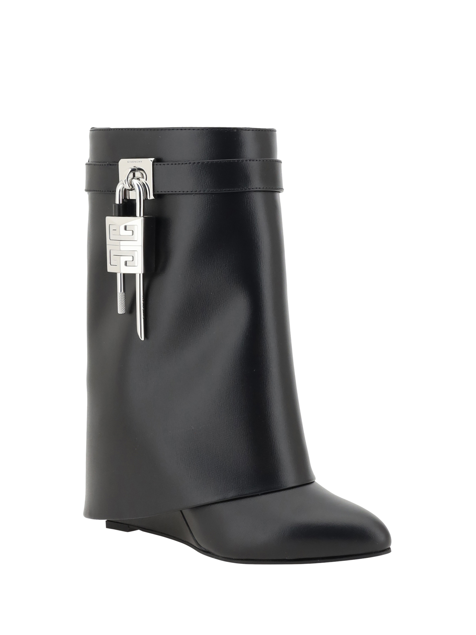 Shark Lock Ankle Boots 