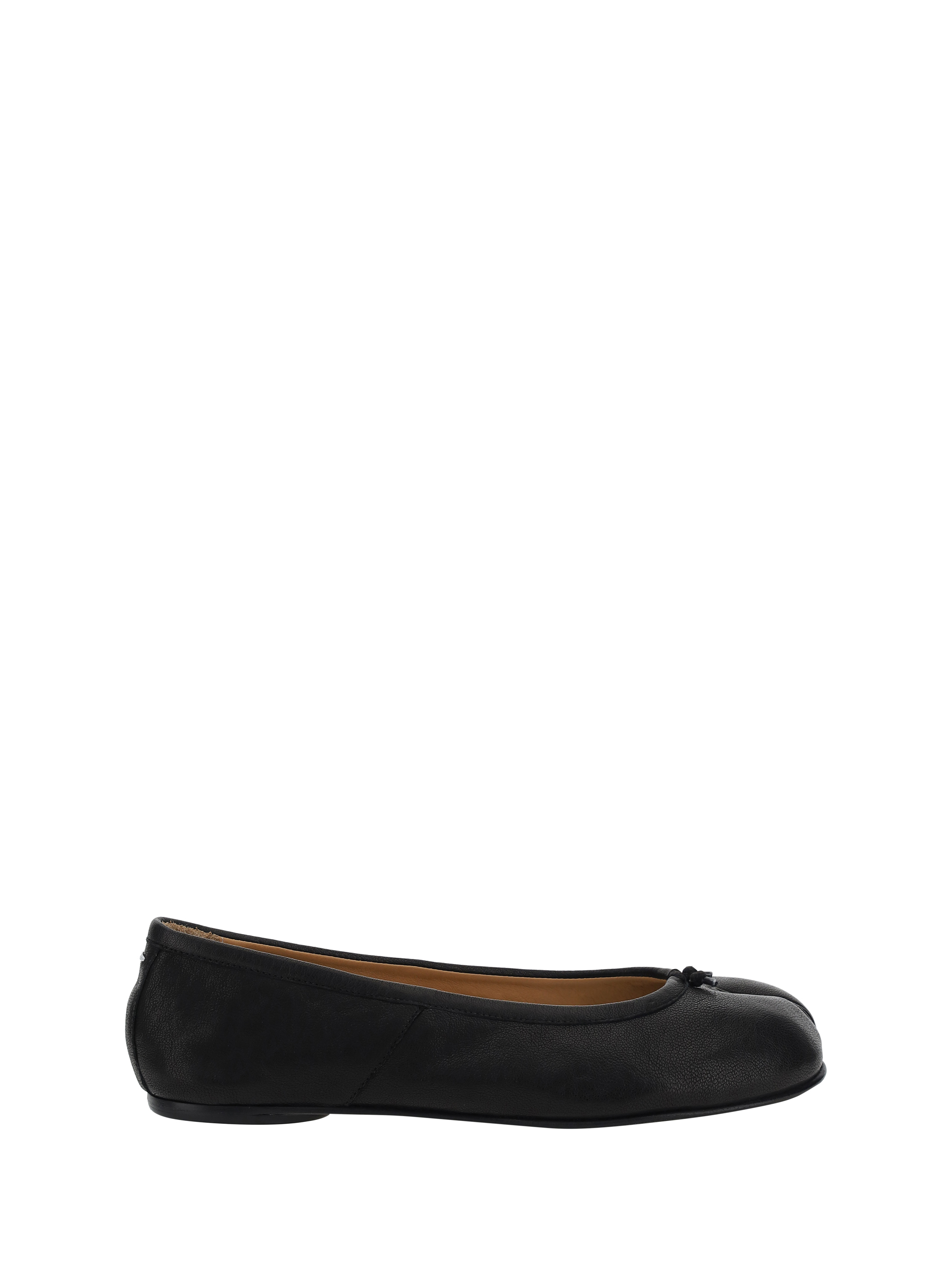 Shop Margiela Tabi Ballerinas In Black