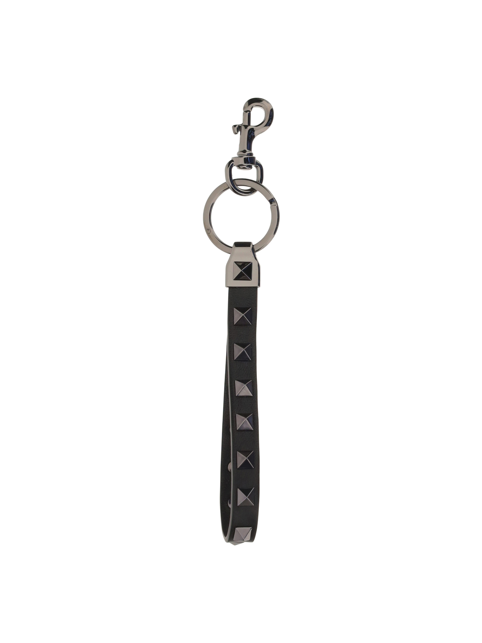 Shop Valentino Garavani Rockstud Key Ring In Nero