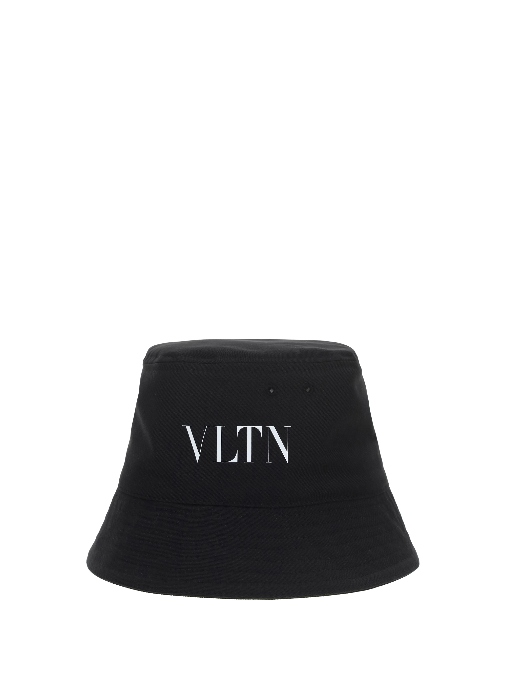 Shop Valentino Garavani Vltn Bucket Hat In Nerobianco