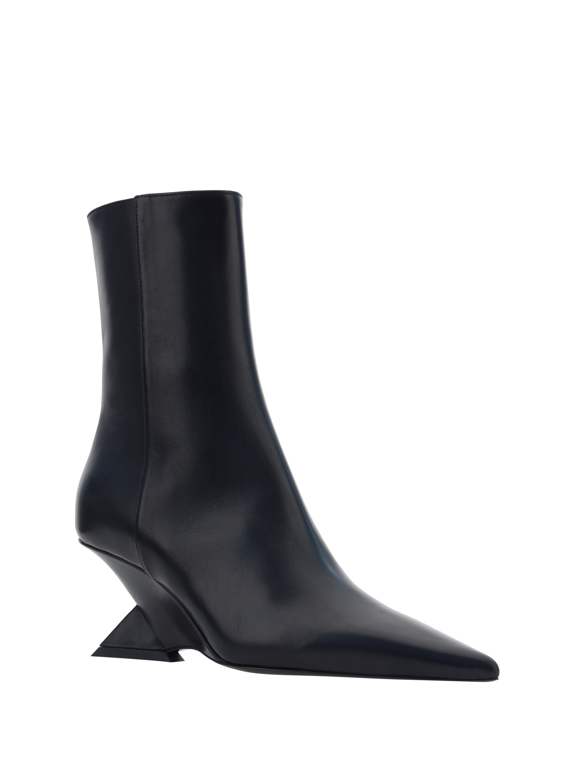 Maison Margiela Cut-out Heel Ankle Boots, Women's Fashion, Footwear, Boots  on Carousell