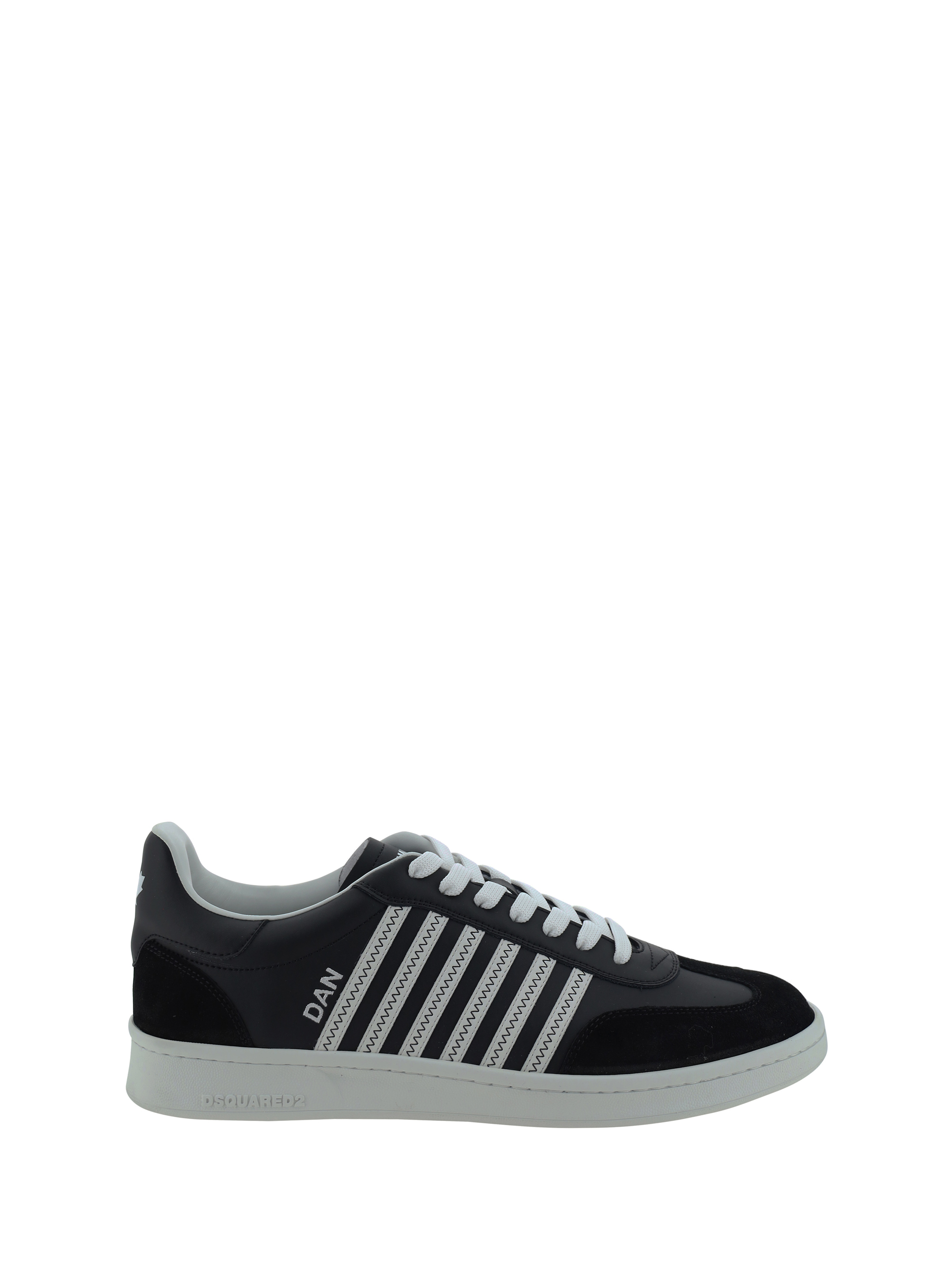 Shop Dsquared2 Sneakers In Nero+bianco