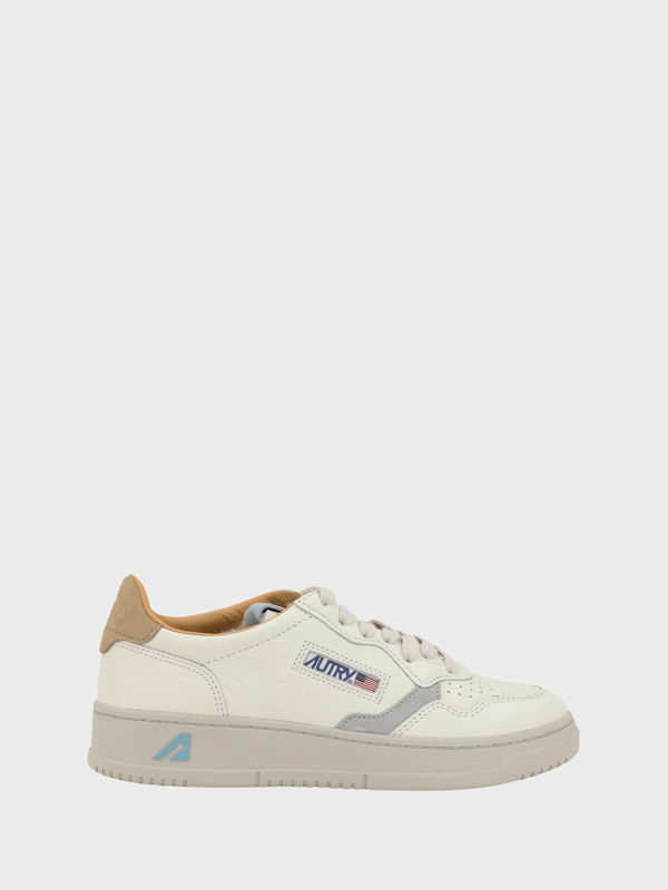 Medalist Low Sneakers