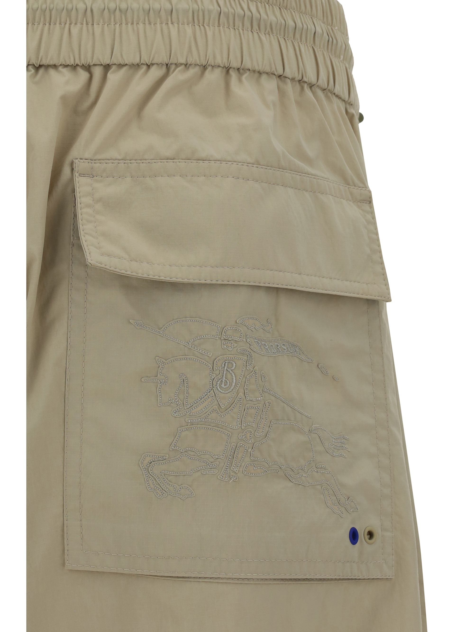 Pantaloni 