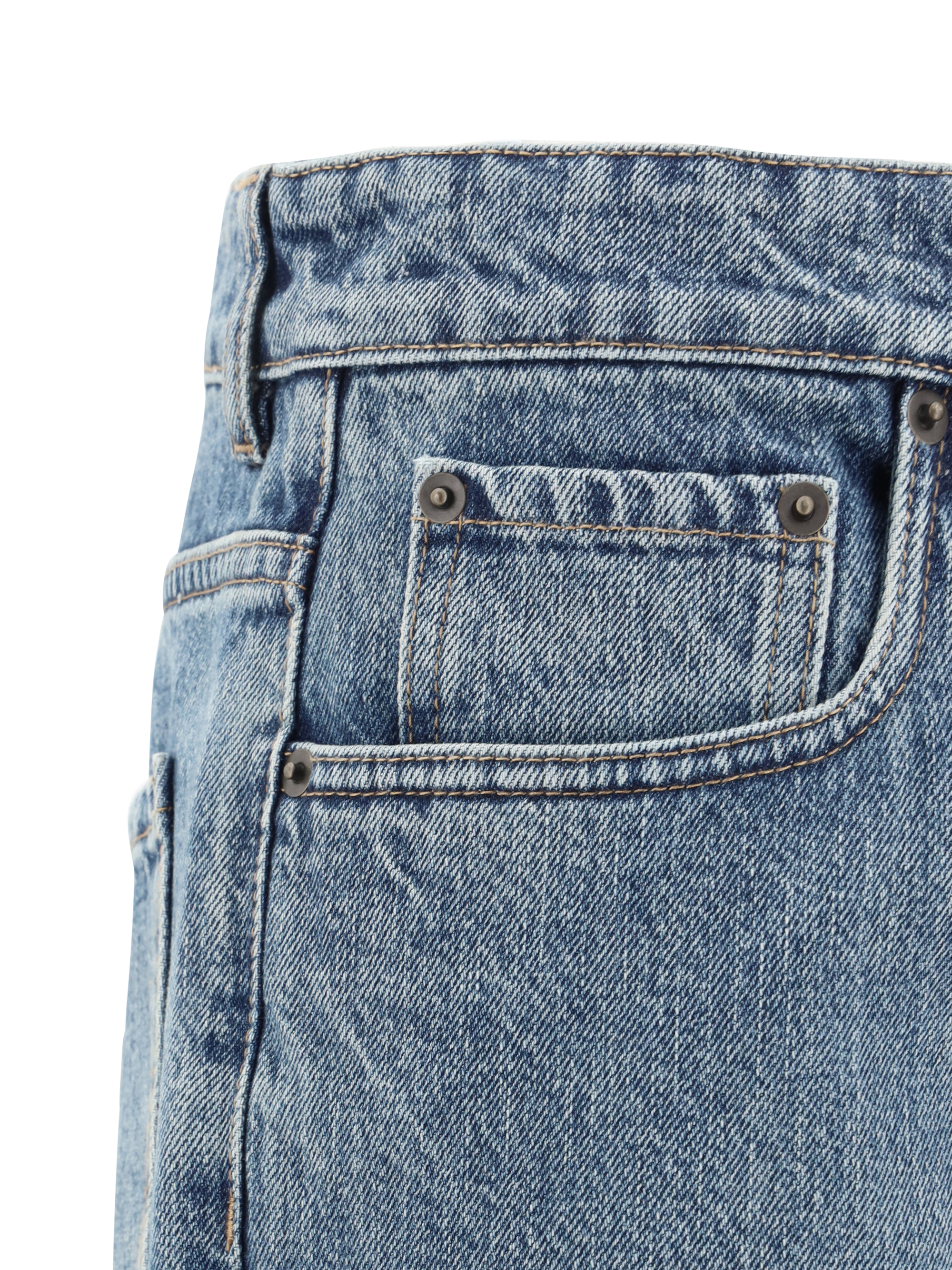 Straight Jeans