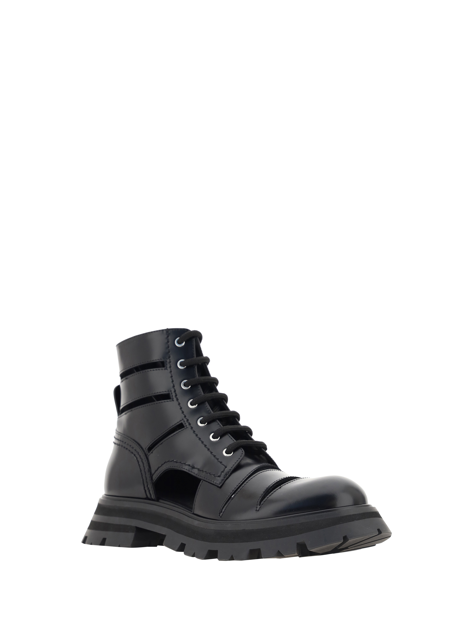 Wander Combat Boots