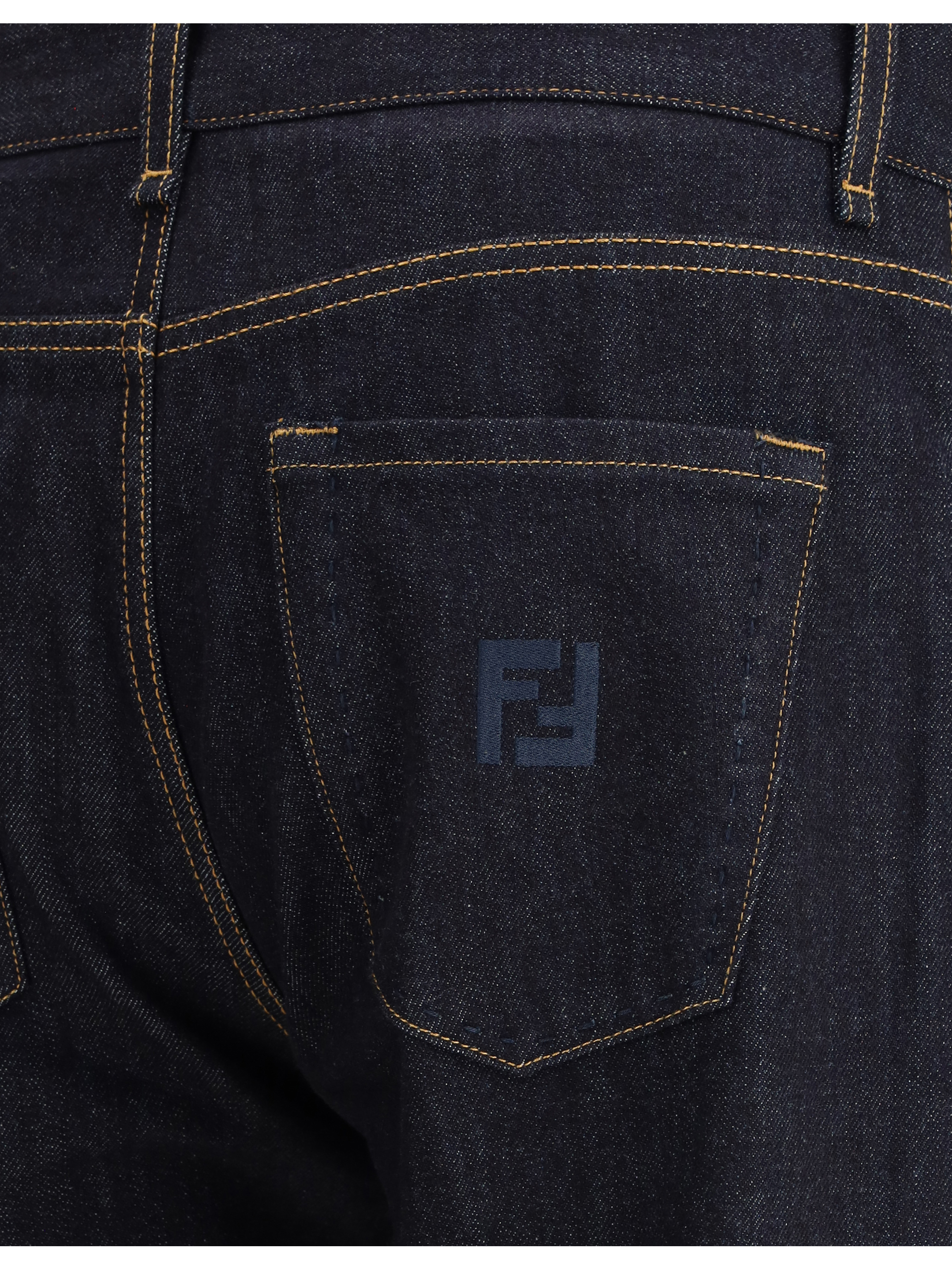 Straight Jeans