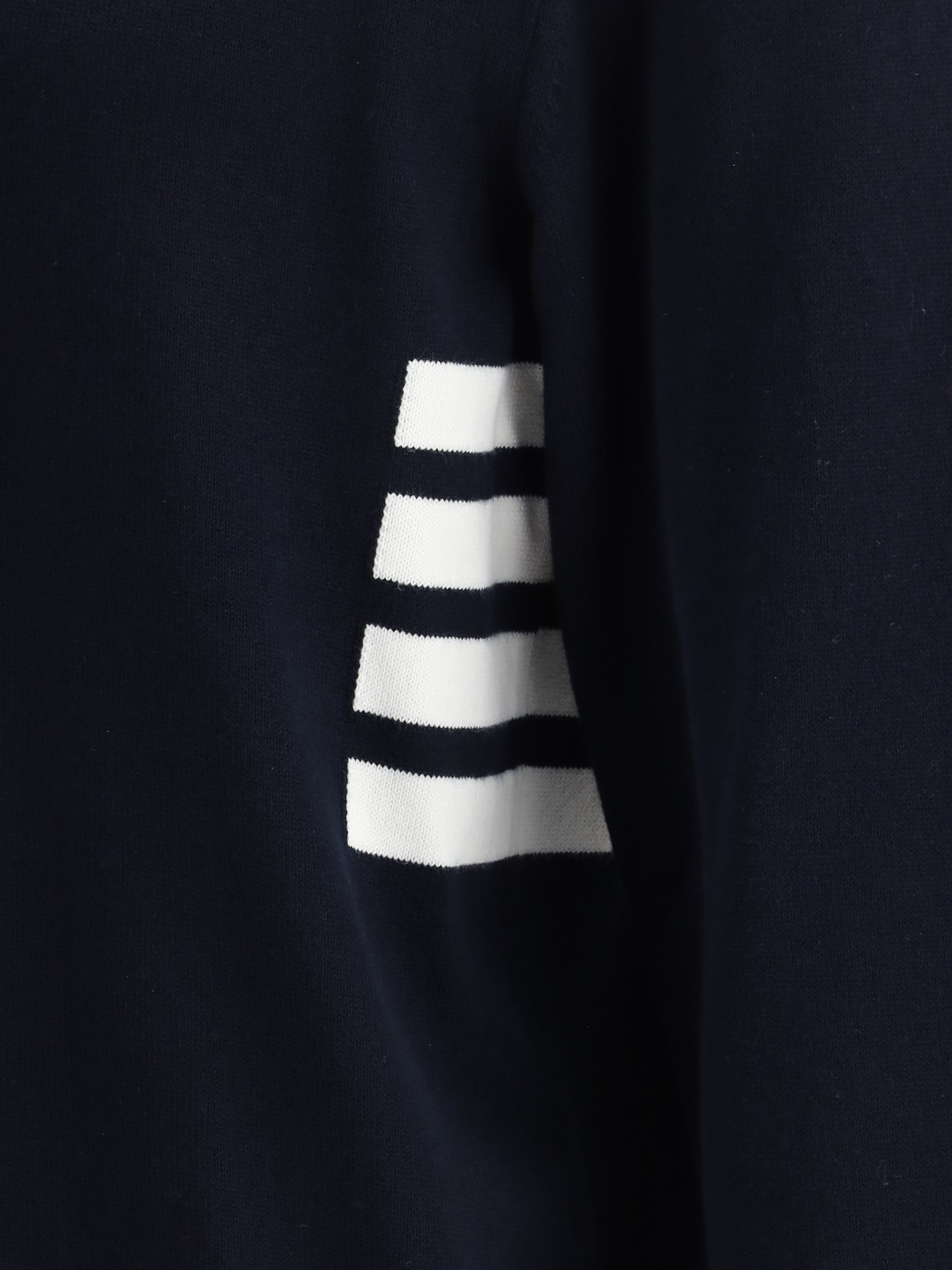 Sweater whit iconic bands